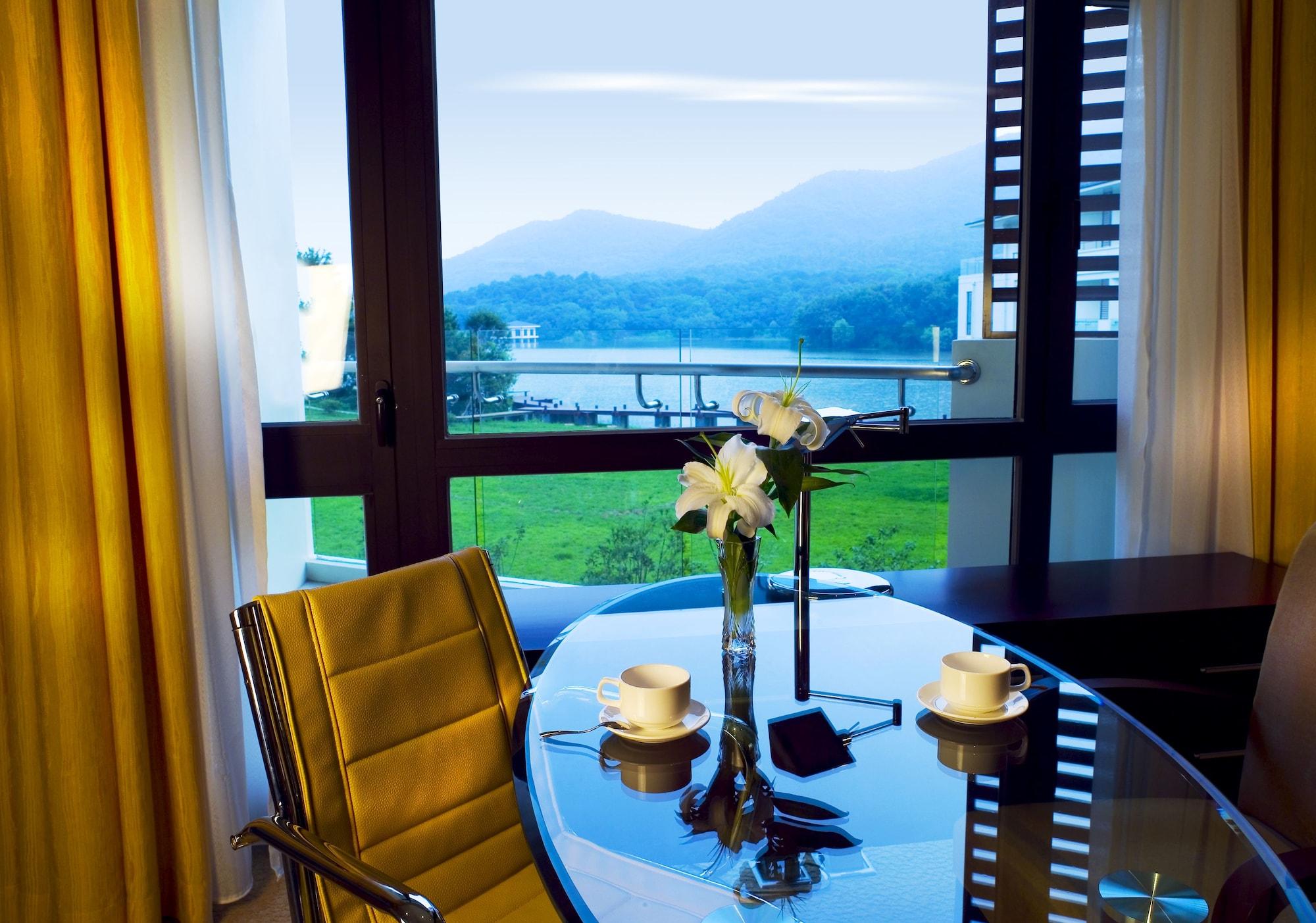 The Purple Palace - Jinling Hotels & Resorts Нанкін Екстер'єр фото